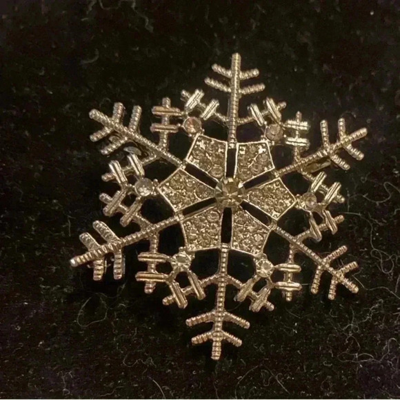 Snowflake Brooch Pin Women's Lab Created‎ 14k White Gold Plated 6Ct Round Cut - Picture 1 of 2